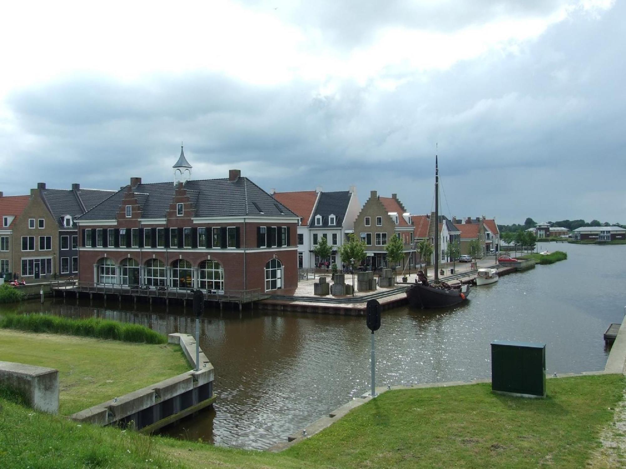 Leonie 6 Pers Holiday Home With A Large Garden Close To The Lauwersmeer Anjum Luaran gambar